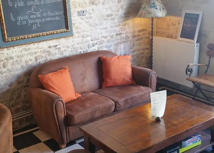 Restaurant Le Mulberry מלון 2*